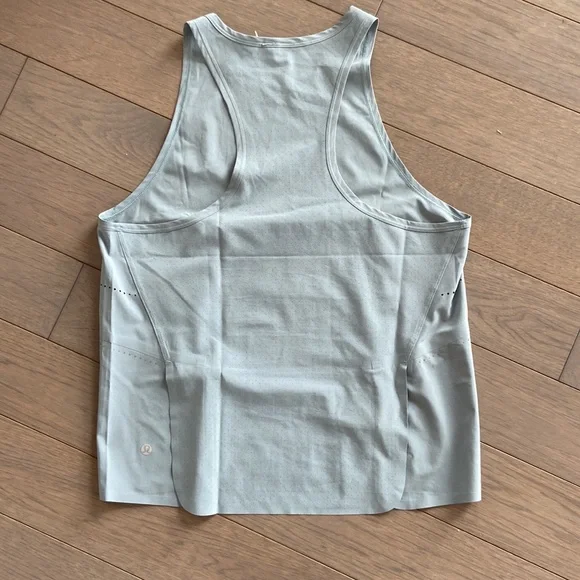 Lululemon Find Your Pace Tank
Blue Cast Reflective - Picture 5 of 9
